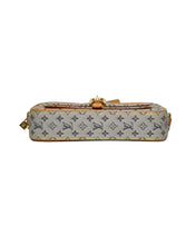 Load image into Gallery viewer, Vintage Louis Vuitton Juliette Mini Lin Denim Crossbody Bag Bottom