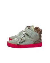 Load image into Gallery viewer, Louis Vuitton Kanye West Patchwork Jaspers Size 7 Left