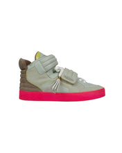 Load image into Gallery viewer, Louis Vuitton Kanye West Patchwork Jaspers Size LV 7.5